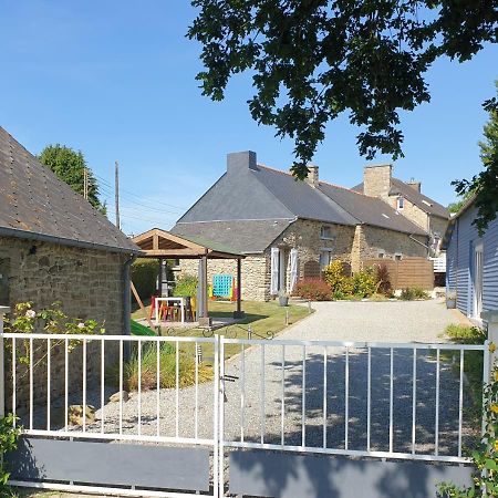 Charming Traditional 2-Bed Cottage Near Plemet Luaran gambar
