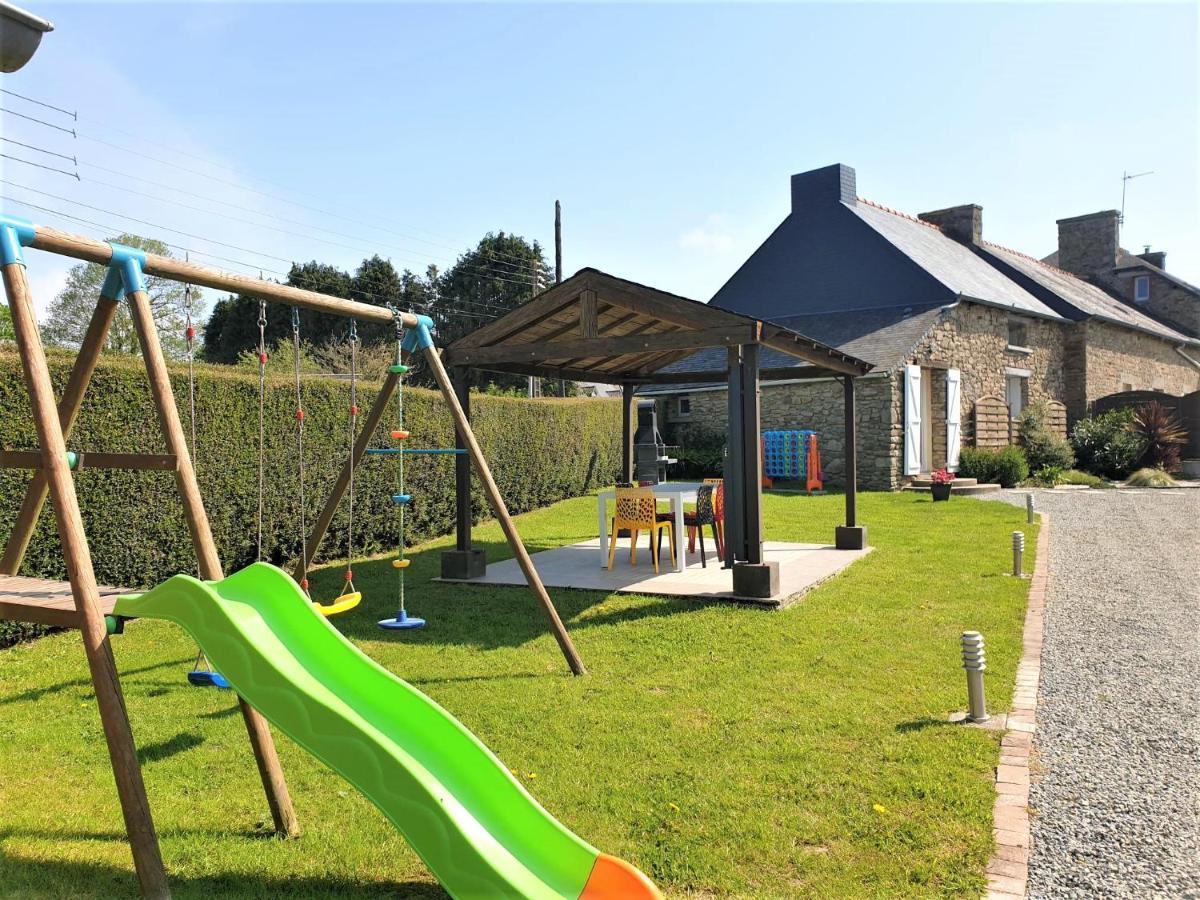 Charming Traditional 2-Bed Cottage Near Plemet Luaran gambar