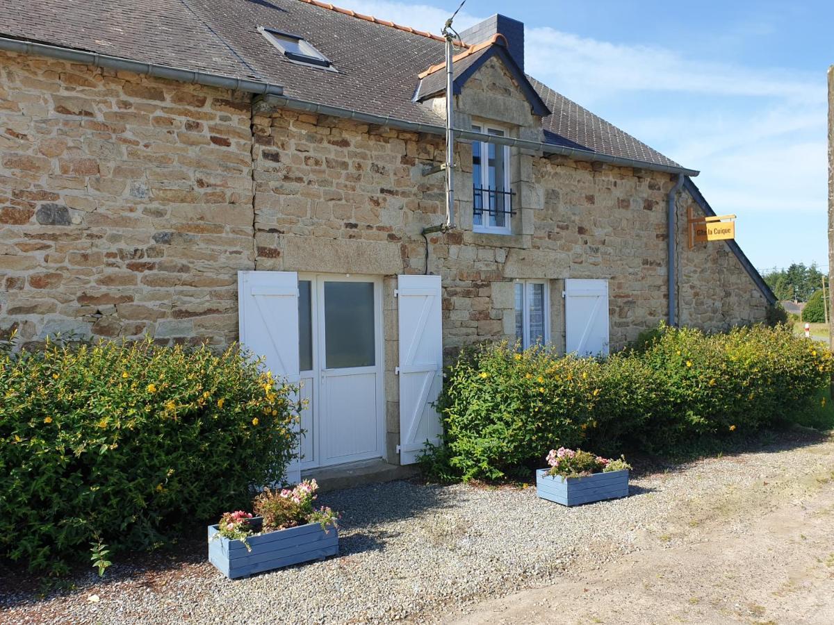 Charming Traditional 2-Bed Cottage Near Plemet Luaran gambar