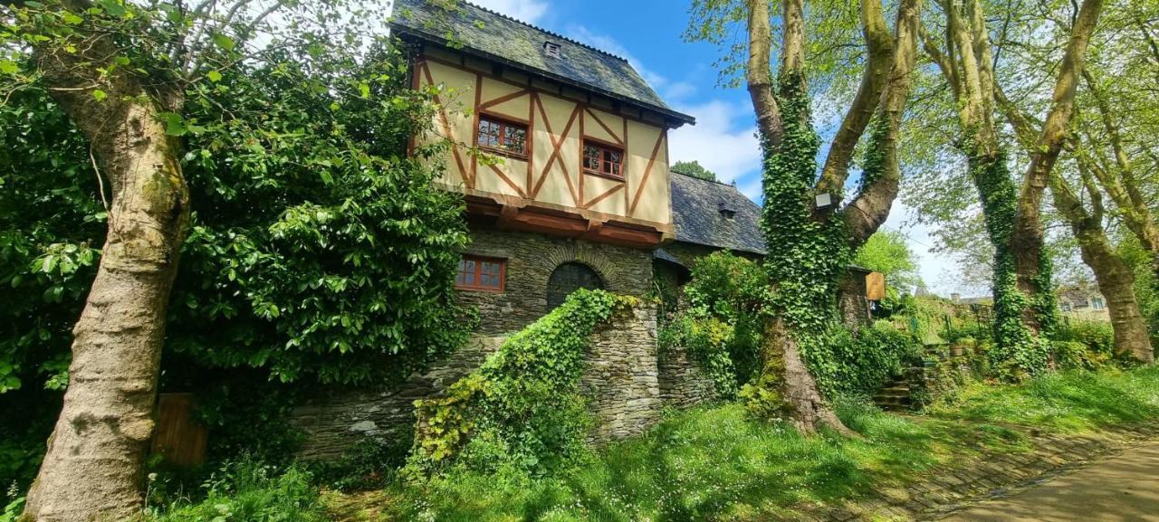 Charming Traditional 2-Bed Cottage Near Plemet Luaran gambar