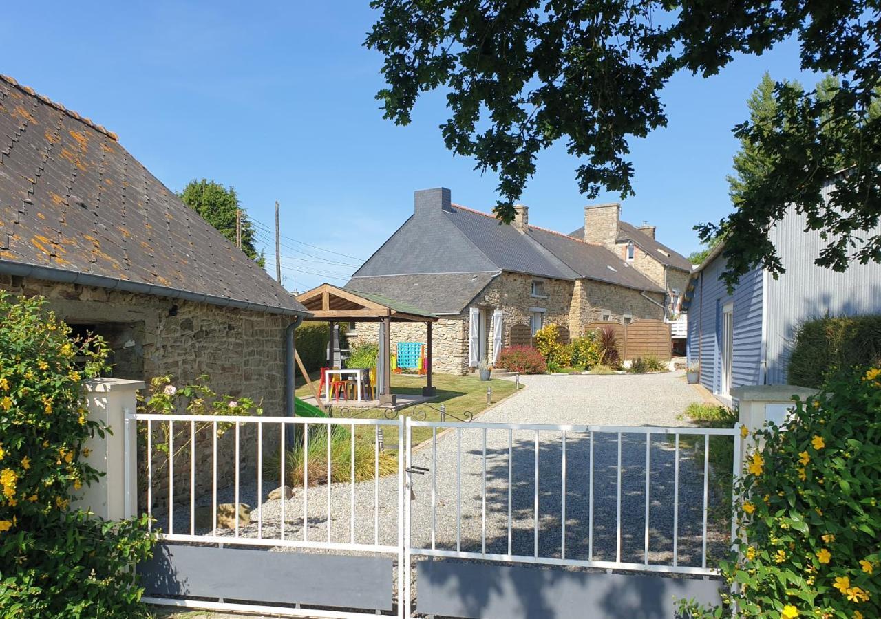 Charming Traditional 2-Bed Cottage Near Plemet Luaran gambar